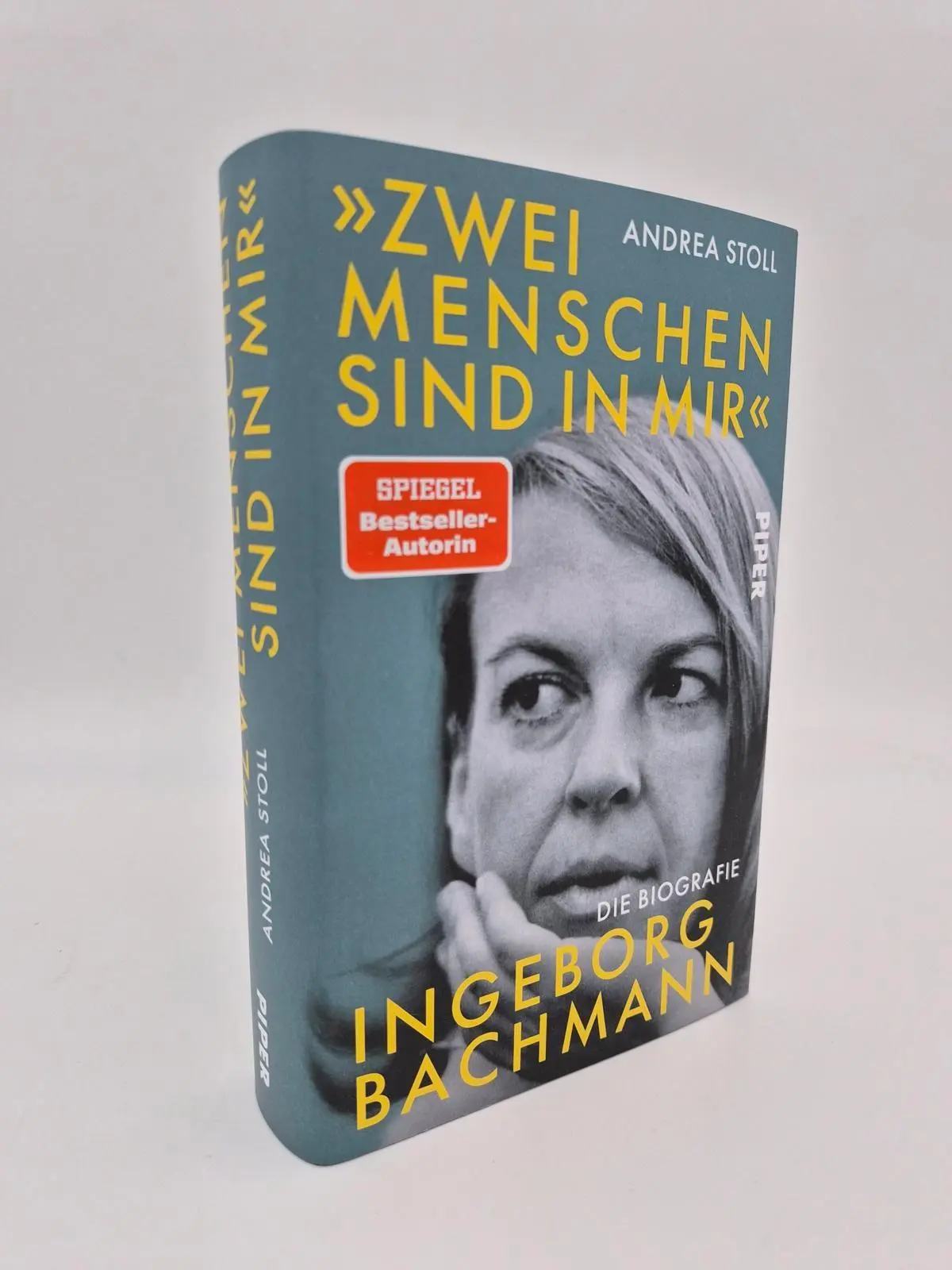 Bild: 9783492072755 | 'Zwei Menschen sind in mir' | Andrea Stoll | Buch | 480 S. | Deutsch