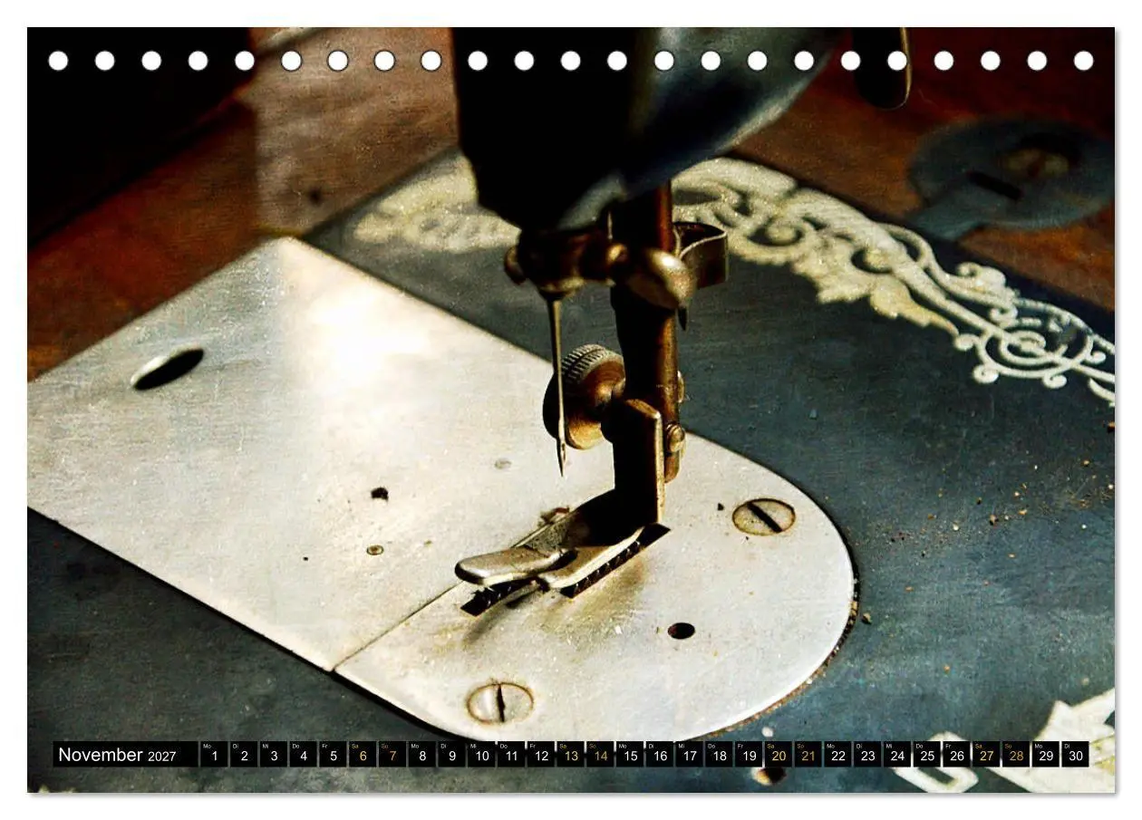Bild: 9783569724655 | Omas Nähmaschinen (Tischkalender 2027 DIN A5 quer), CALVENDO...