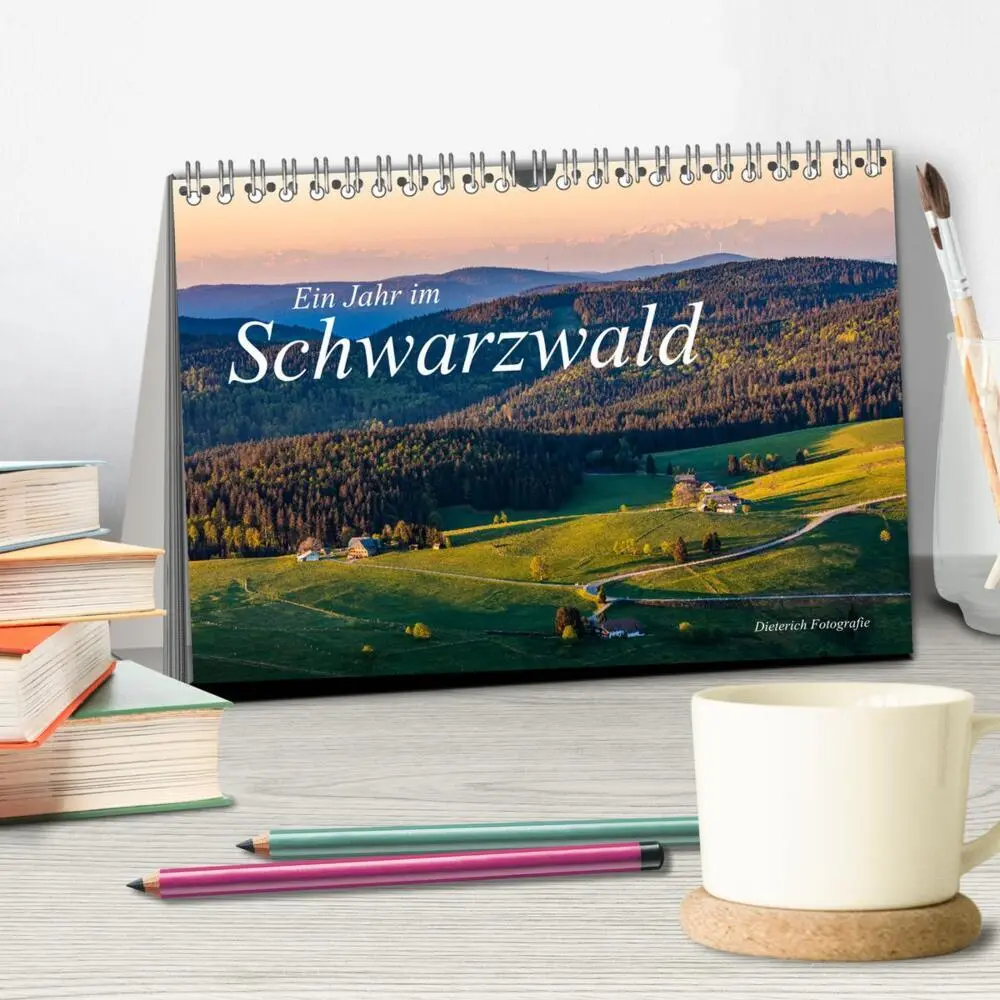 Bild: 9783435076055 | Ein Jahr im Schwarzwald (Tischkalender 2025 DIN A5 quer), CALVENDO...