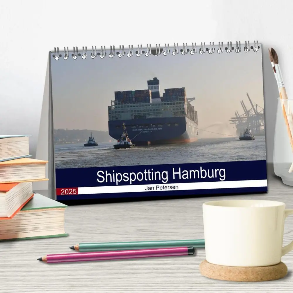 Bild: 9783383987755 | Shipspotting Hamburg (Tischkalender 2025 DIN A5 quer), CALVENDO...