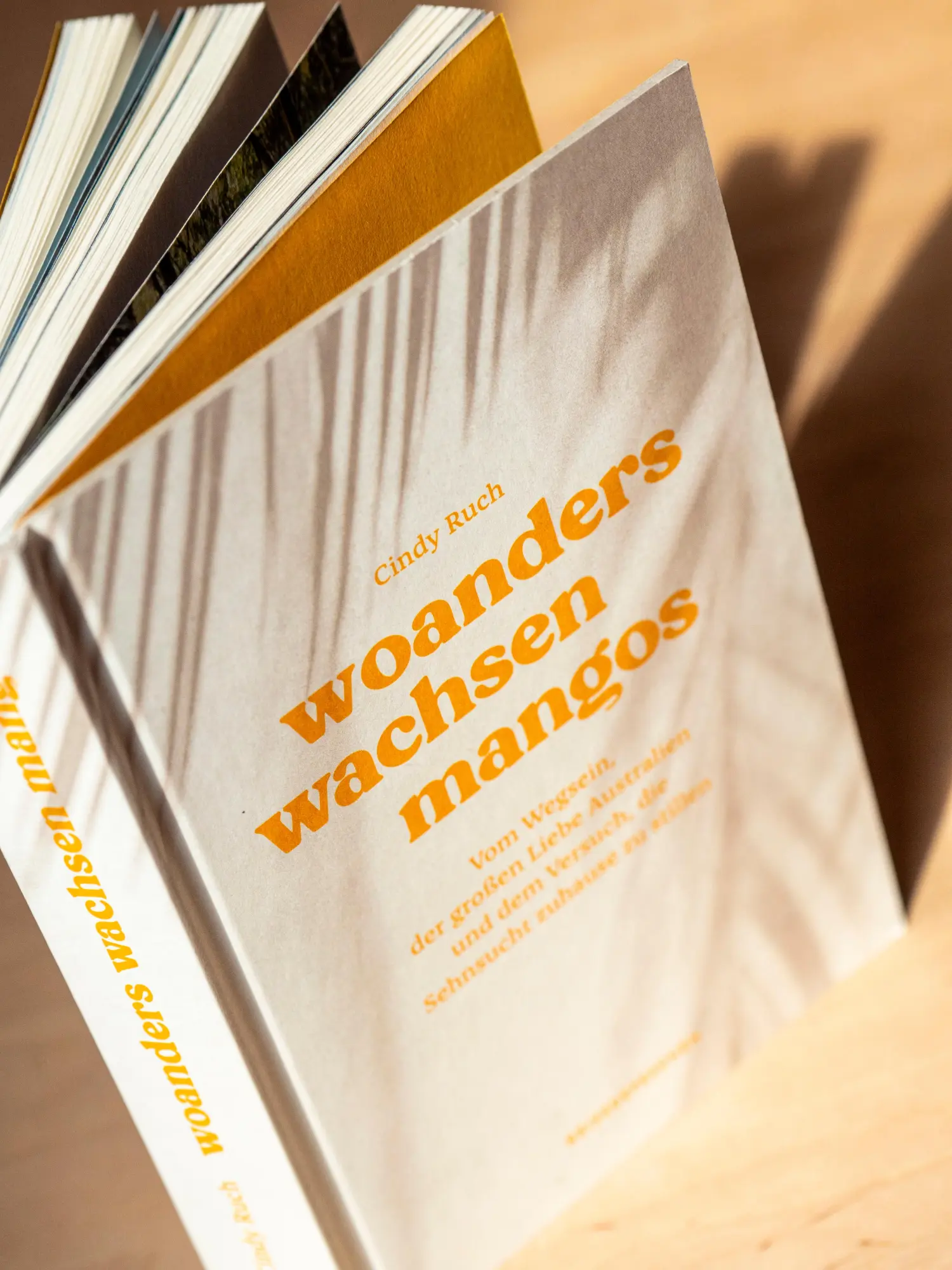 Bild: 9783963480256 | Woanders wachsen Mangos | Cindy Ruch (u. a.) | Buch | 240 S. | Deutsch