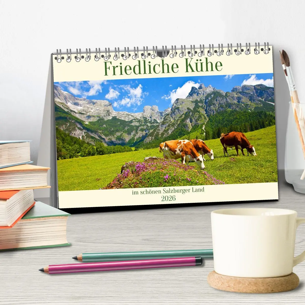 Bild: 9783457270356 | Friedliche Kühe (Tischkalender 2026 DIN A5 quer), CALVENDO...