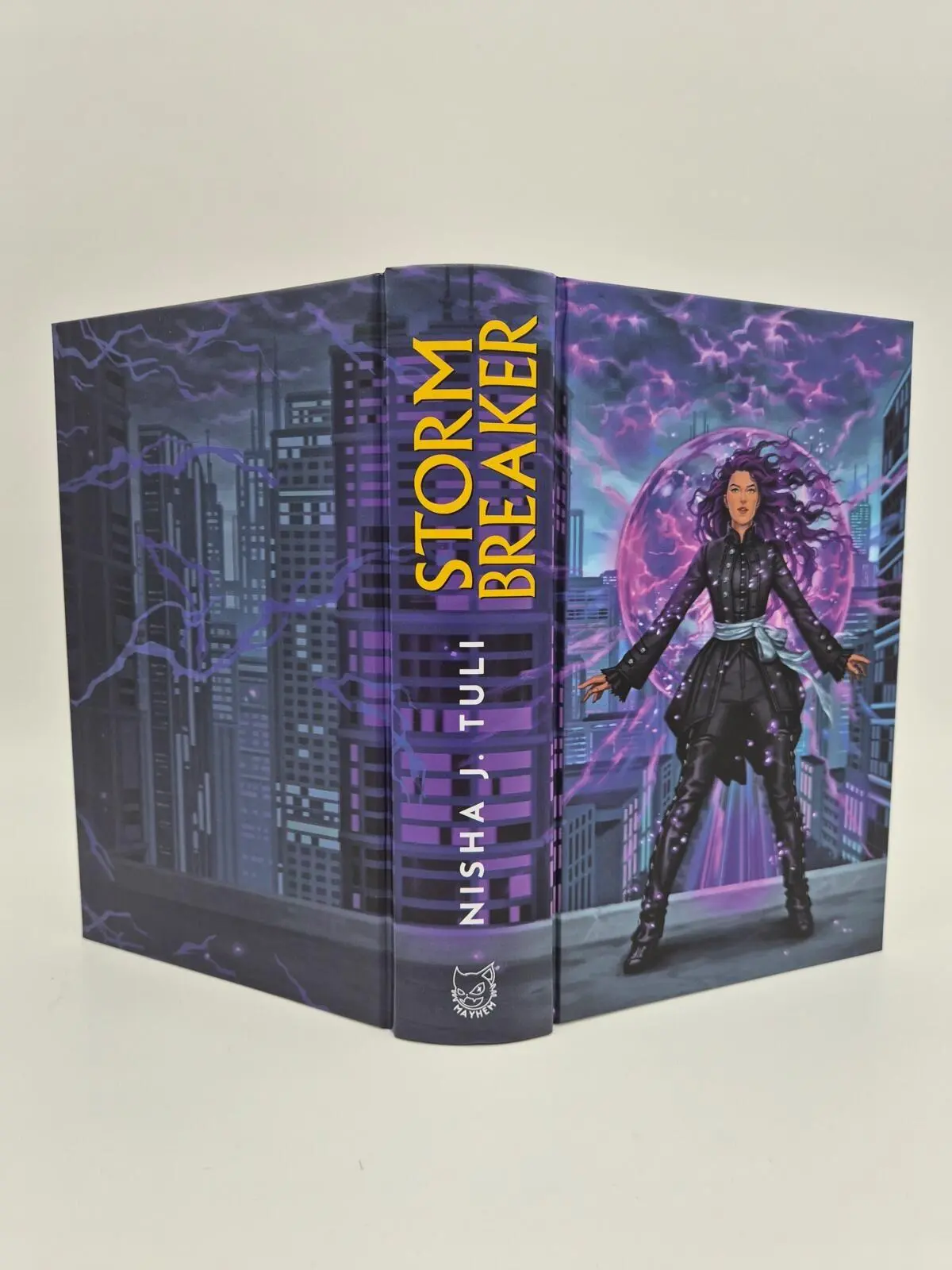 Bild: 9783912332056 | Storm Breaker (Deluxe-Ausgabe) | Nisha J. Tuli | Buch | 560 S. | 2026