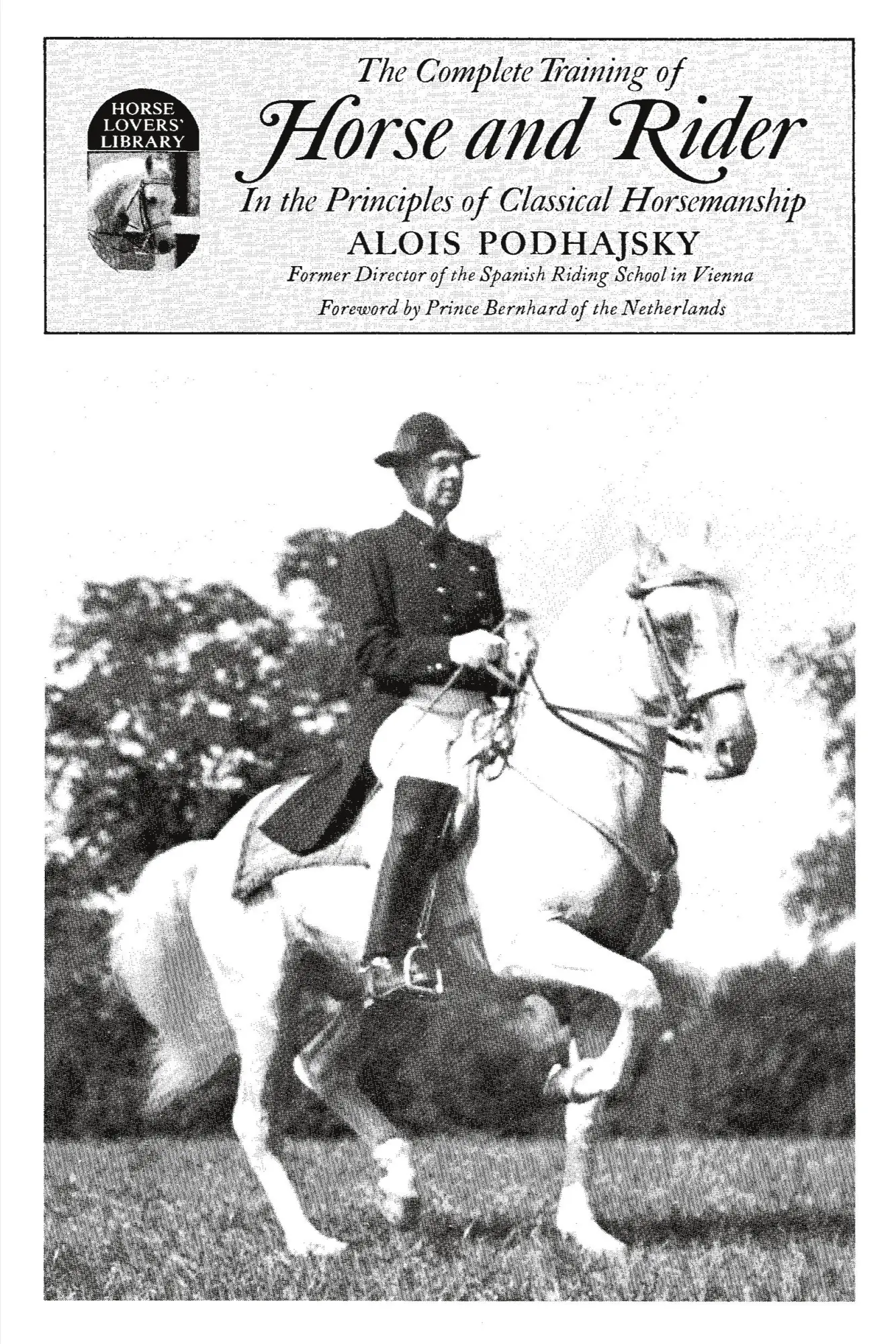 Cover: 9780879802356 | Complete Training of Horse and Rider in the Principles of Classical...