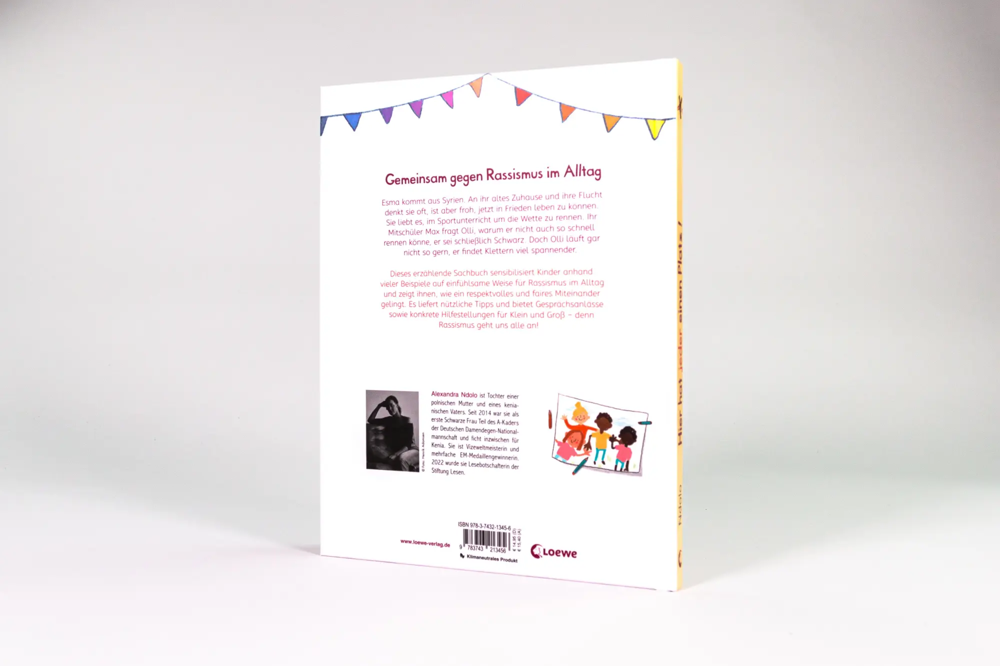 Bild: 9783743213456 | Hier hat jeder einen Platz! | Alexandra Ndolo | Buch | 96 S. | Deutsch