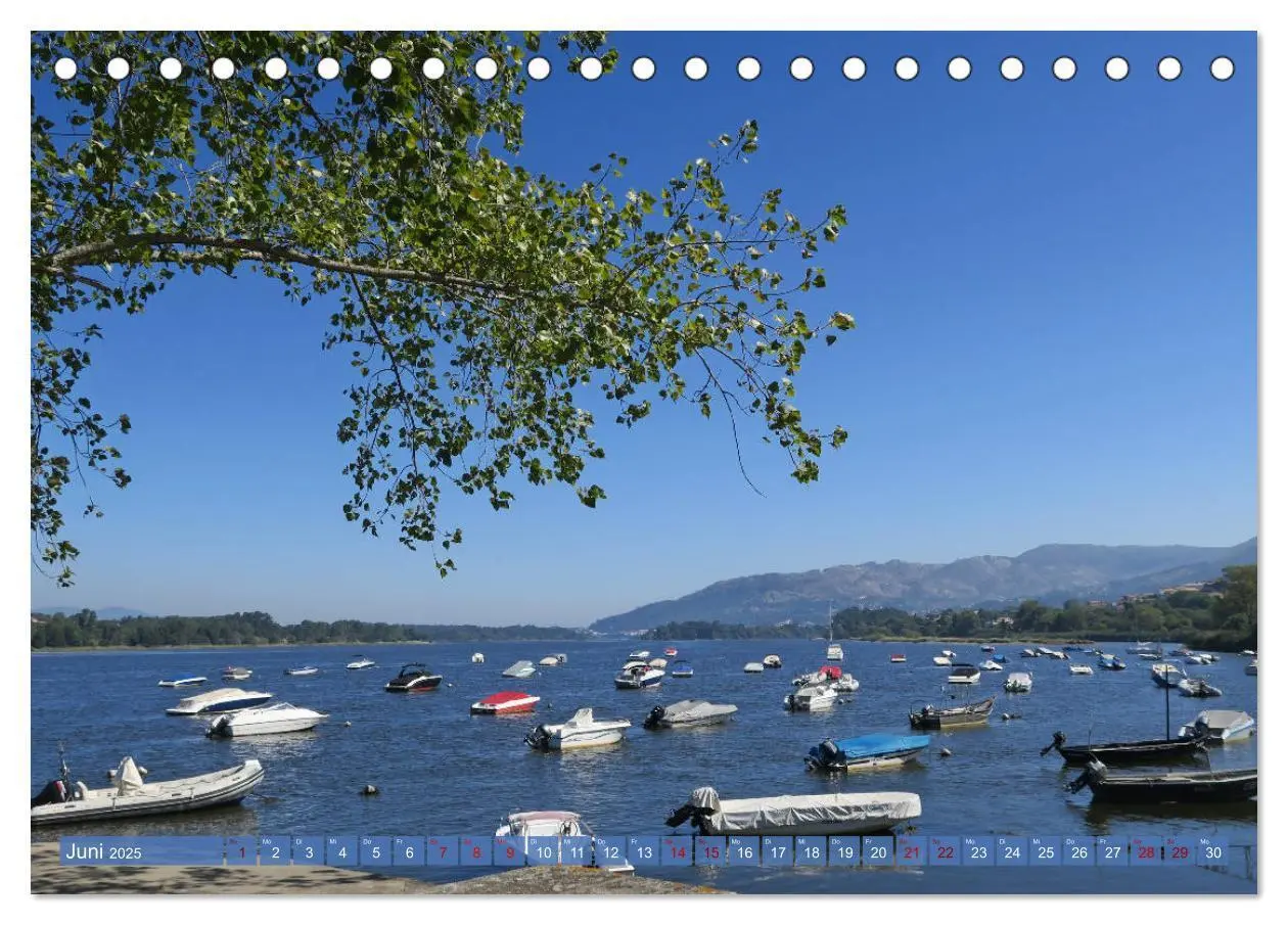 Bild: 9783435155156 | Von Porto nach Santiago de Compostela (Tischkalender 2025 DIN A5...