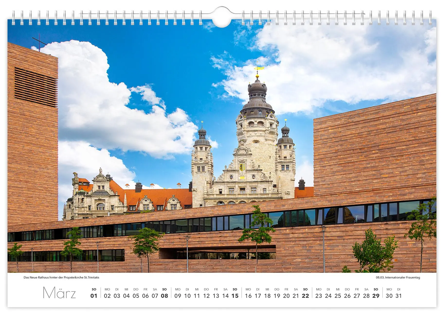Bild: 9783910680357 | Kalender Leipzig 2026 | 45 x 30 cm weißes Kalendarium | Peter Schubert