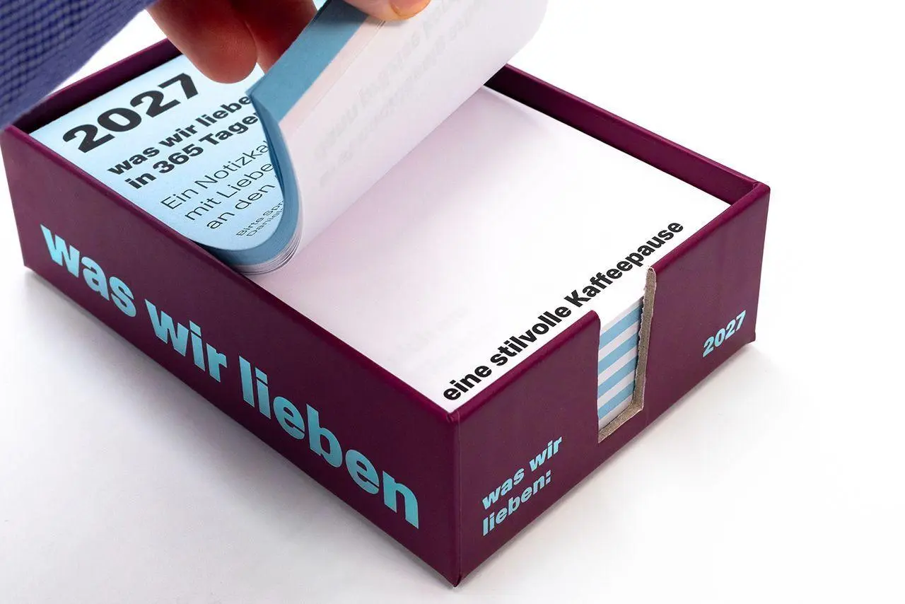 Bild: 4260172811057 | was wir lieben: in 365 Tagen | Daniela Spinelli (u. a.) | Kalender