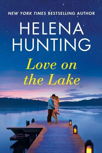 Cover: 9781542031257 | Love on the Lake | Helena Hunting | Taschenbuch | Englisch | 2022
