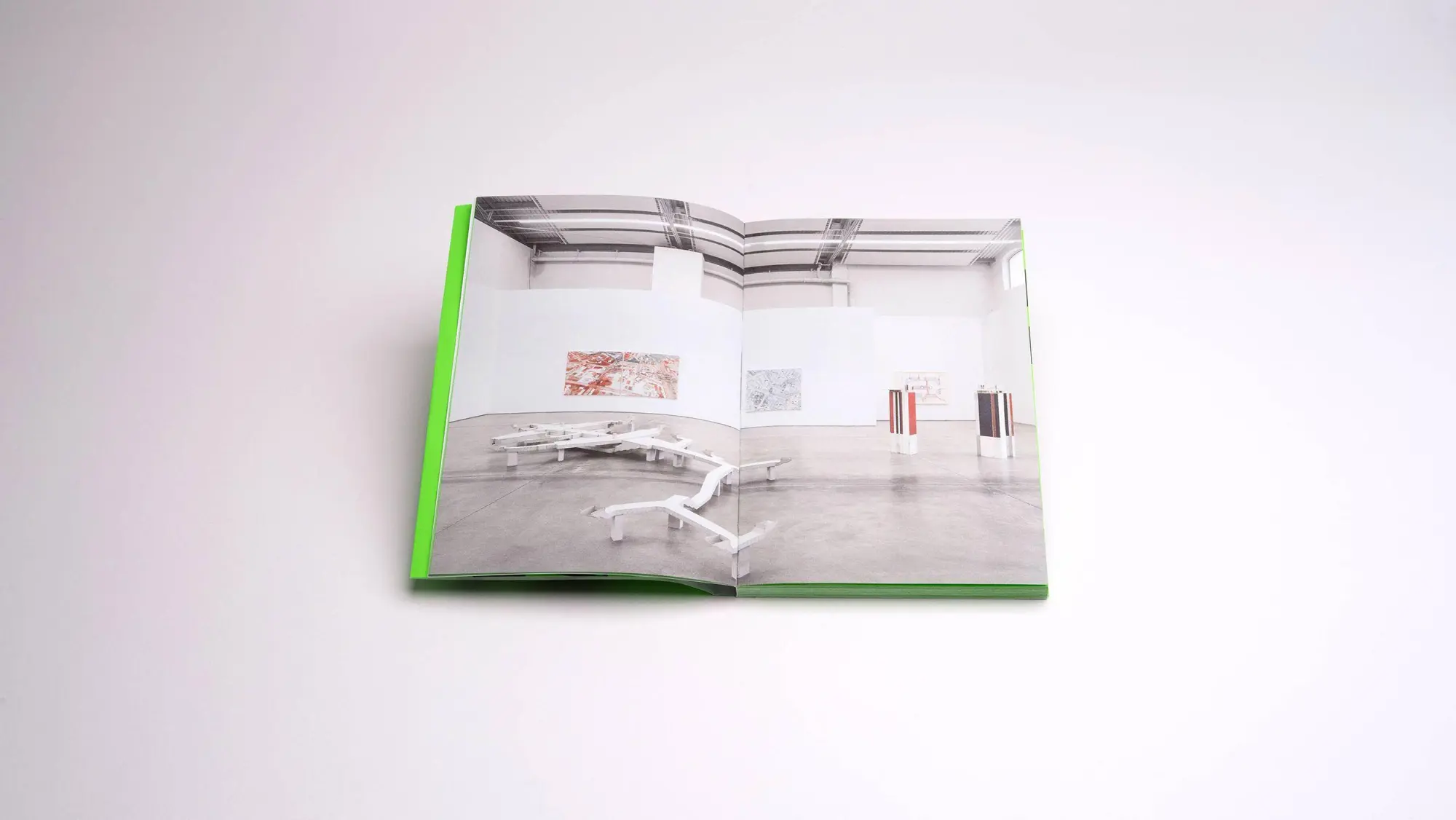 Bild: 9783969122457 | Larissa Fassler: Building Worlds | Meike Behm | Taschenbuch | 176 S.
