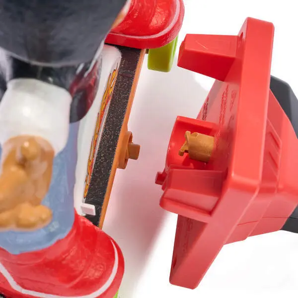 Bild: 681147082557 | TED Tech Deck Shred n Blast Sk8Board | Karton | 70825 | Deutsch | 2026