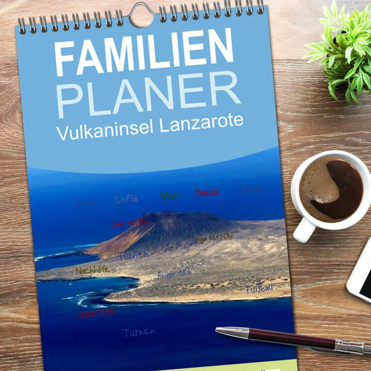 Bild: 9783516512557 | Familienplaner 2026 - Vulkaninsel Lanzarote mit 5 Spalten...