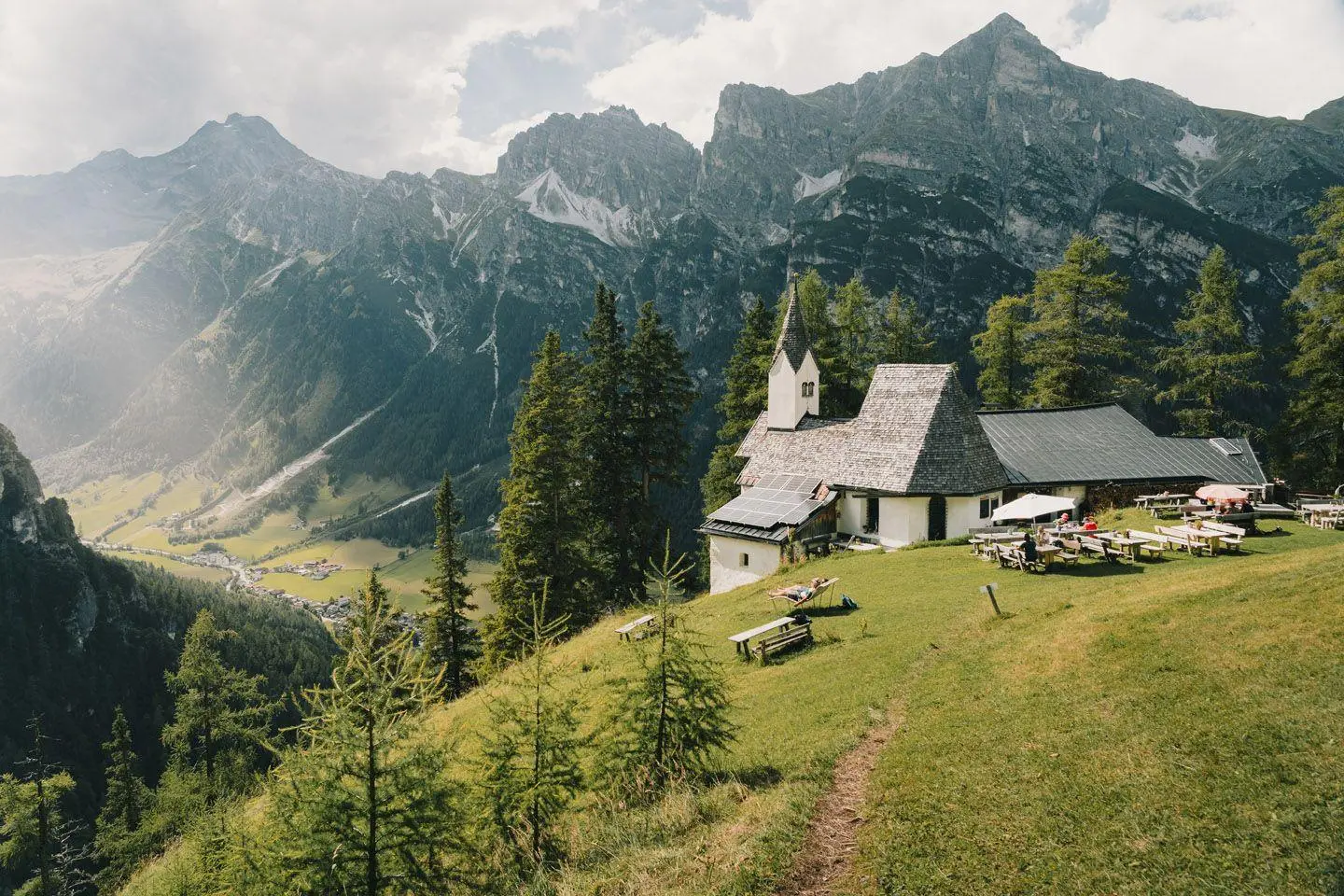 Bild: 9783702243357 | 100 x Tirol | Uwe Schwinghammer | Taschenbuch | 256 S. | Deutsch