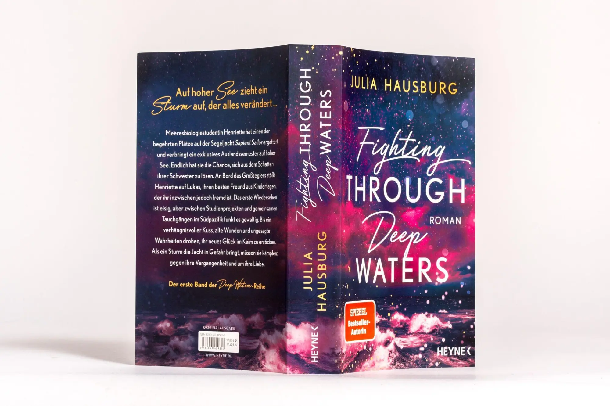 Bild: 9783453443457 | Fighting Through Deep Waters | Julia Hausburg | Taschenbuch | 464 S.