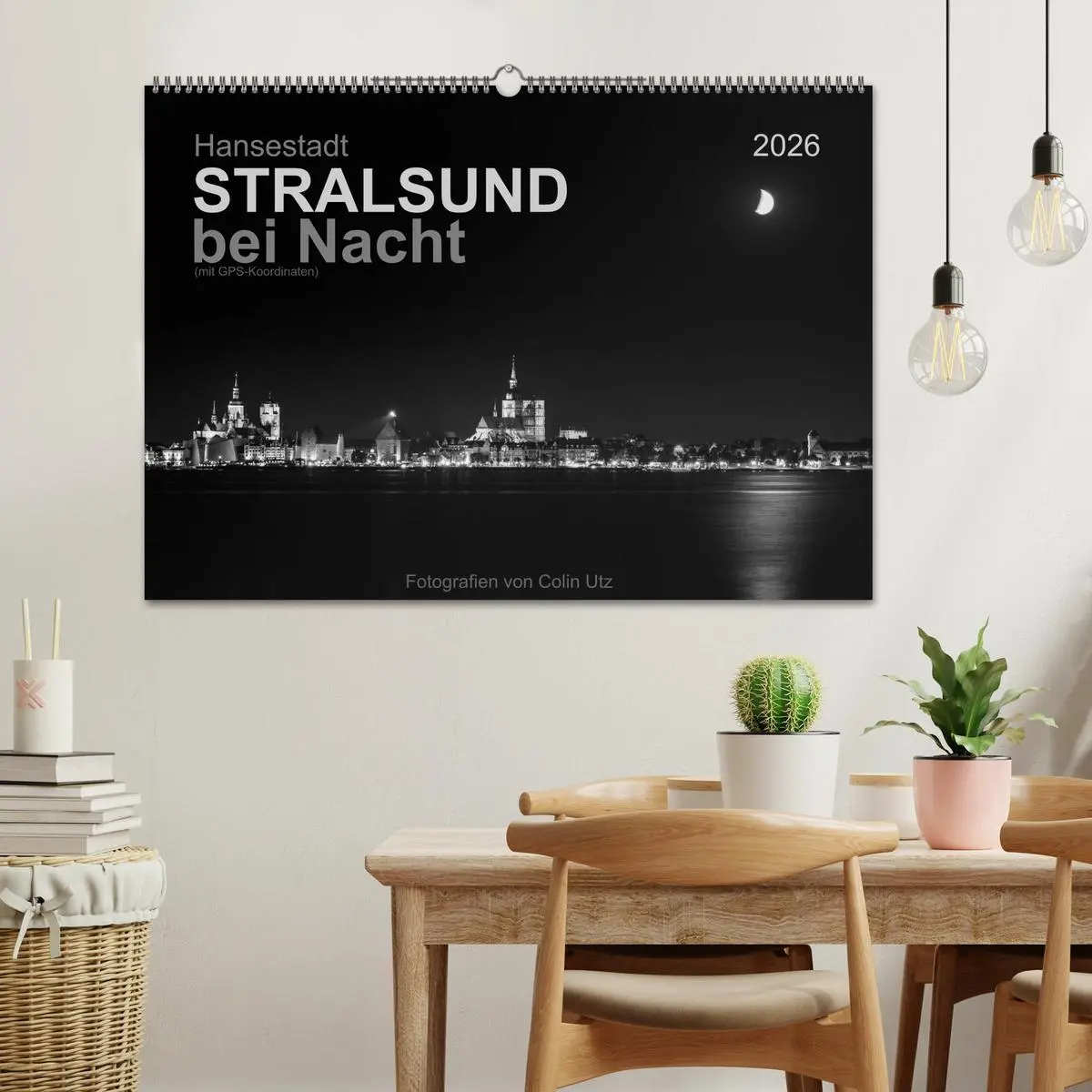 Bild: 9783516033557 | Hansestadt Stralsund bei Nacht (mit GPS-Koordinaten) (Wandkalender...
