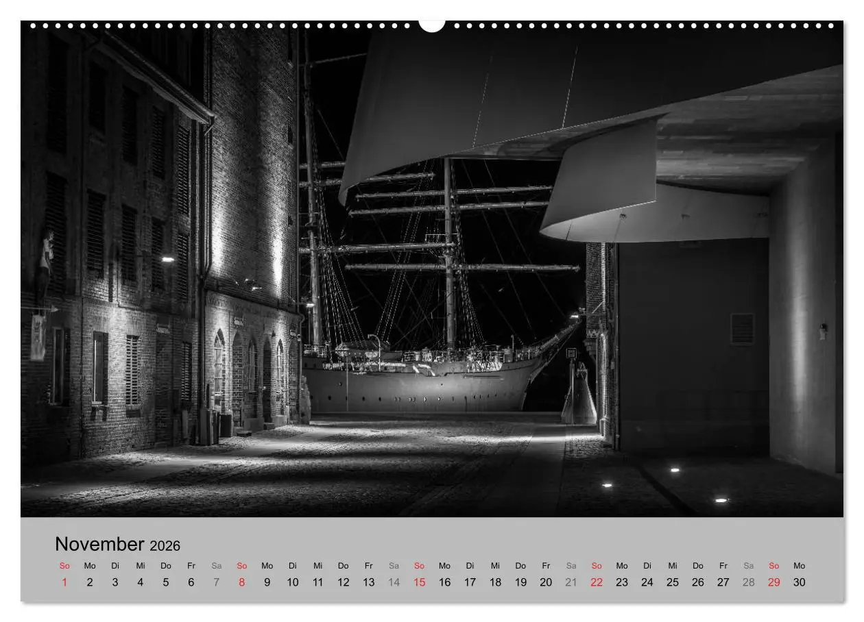 Bild: 9783516033557 | Hansestadt Stralsund bei Nacht (mit GPS-Koordinaten) (Wandkalender...