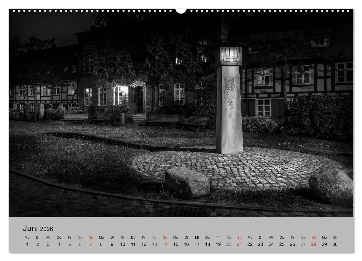 Bild: 9783516033557 | Hansestadt Stralsund bei Nacht (mit GPS-Koordinaten) (Wandkalender...