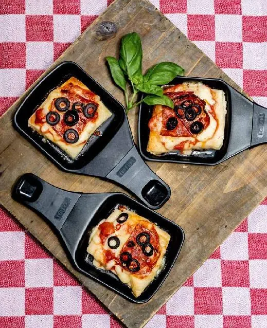 Bild: 9783966645157 | Raclette | Die 50 besten Rezepte - In Zusammenarbeit mit Tefal | Buch