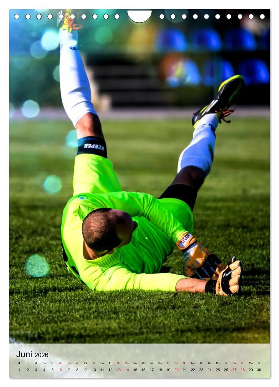 Bild: 9783516336757 | Fußballfieber extrem (Wandkalender 2026 DIN A4 hoch), CALVENDO...