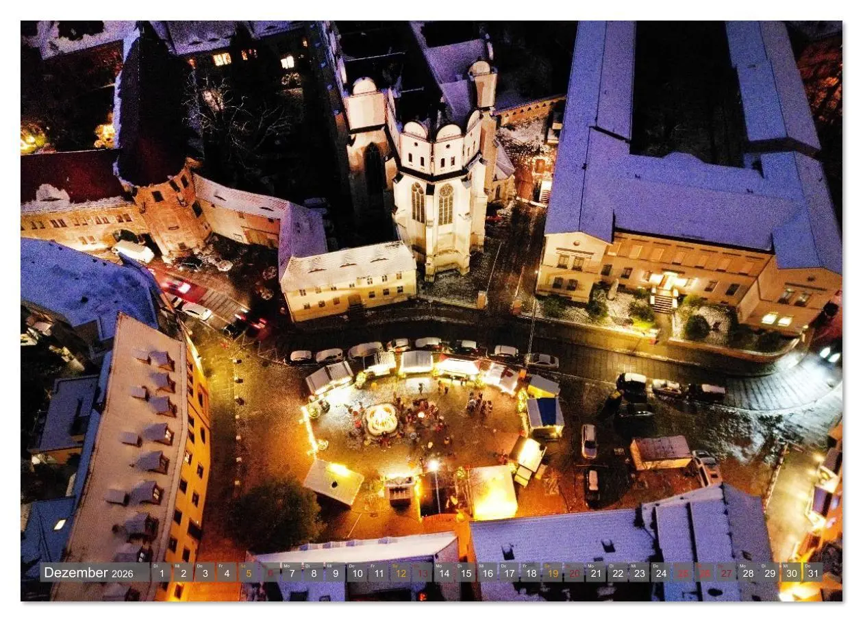Bild: 9783516629057 | HALLE AN DER SAALE NACHTFLUG (Wandkalender 2026 DIN A4 quer),...