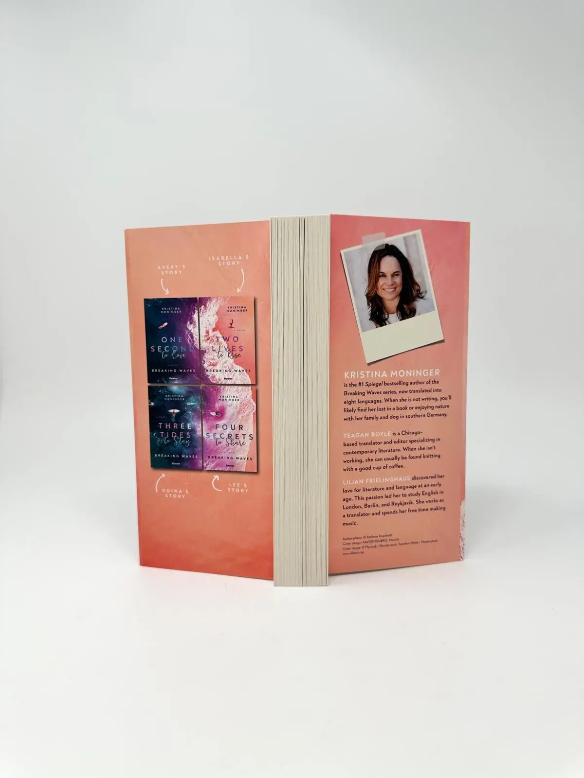 Bild: 9783989780958 | Two Lives to Rise: English Edition | Kristina Moninger | Taschenbuch