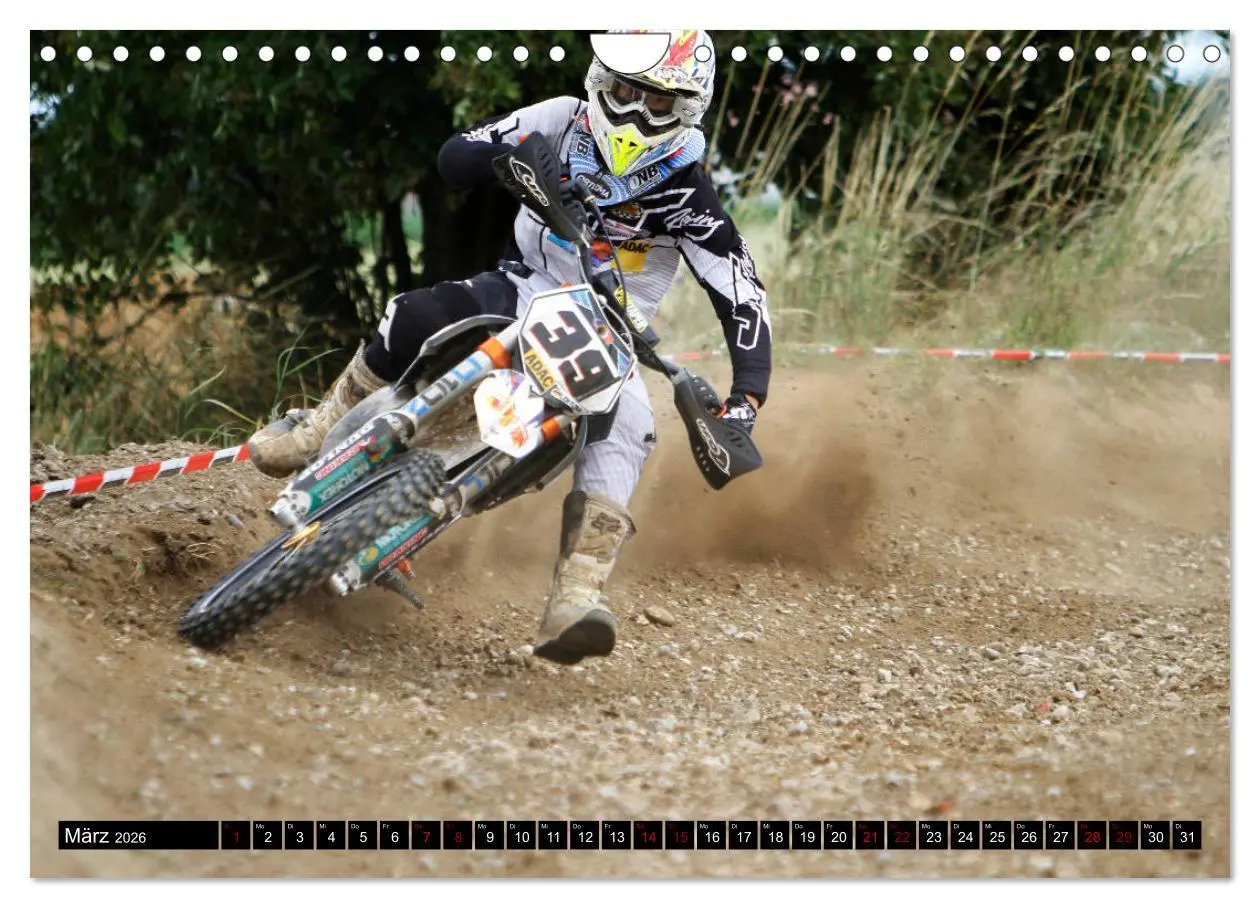 Bild: 9783457701058 | Moto Cross (Wandkalender 2026 DIN A4 quer), CALVENDO Monatskalender