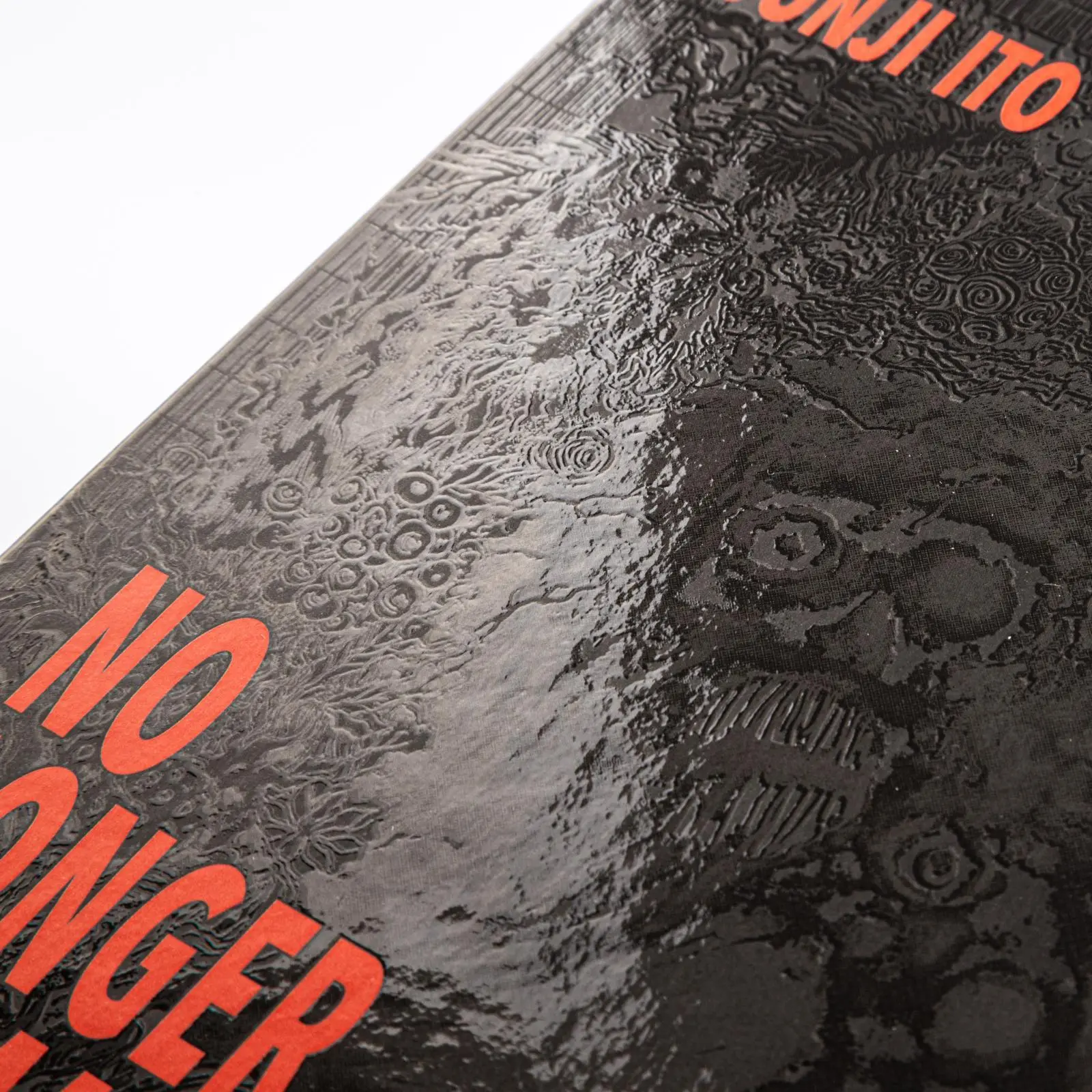 Bild: 9783551801258 | No longer human - Der entfremdete Mensch | Junji Ito | Buch | 624 S.