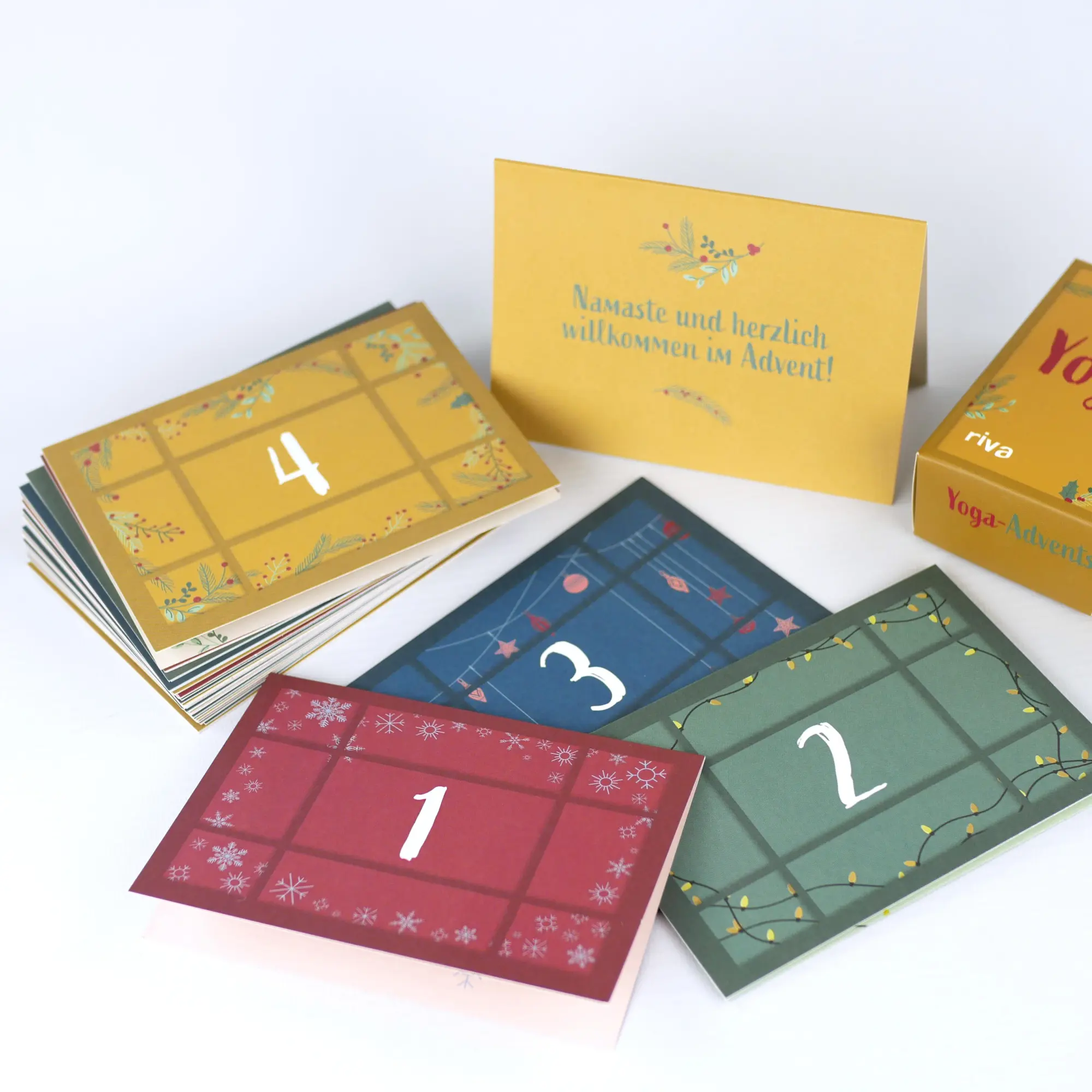 Bild: 9783742324658 | Yoga - Adventskalender in der Box | Katharina Herdener | Box | 25 S.