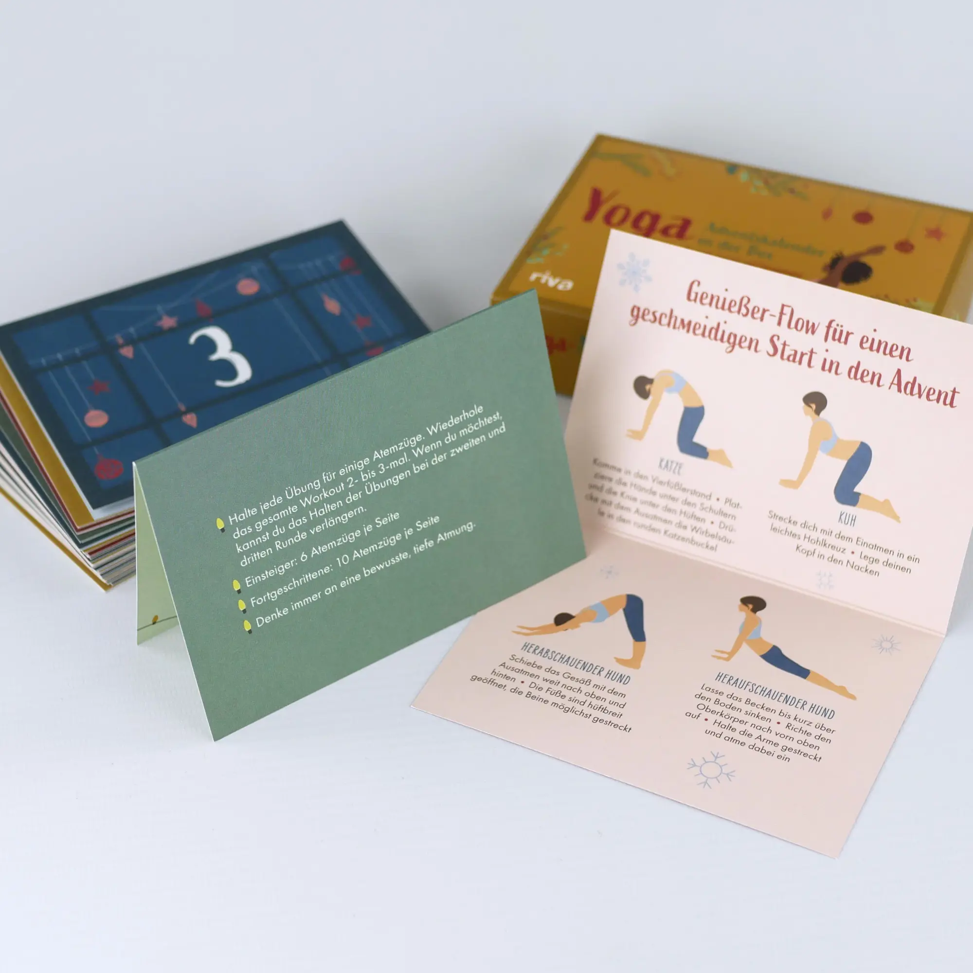 Bild: 9783742324658 | Yoga - Adventskalender in der Box | Katharina Herdener | Box | 25 S.