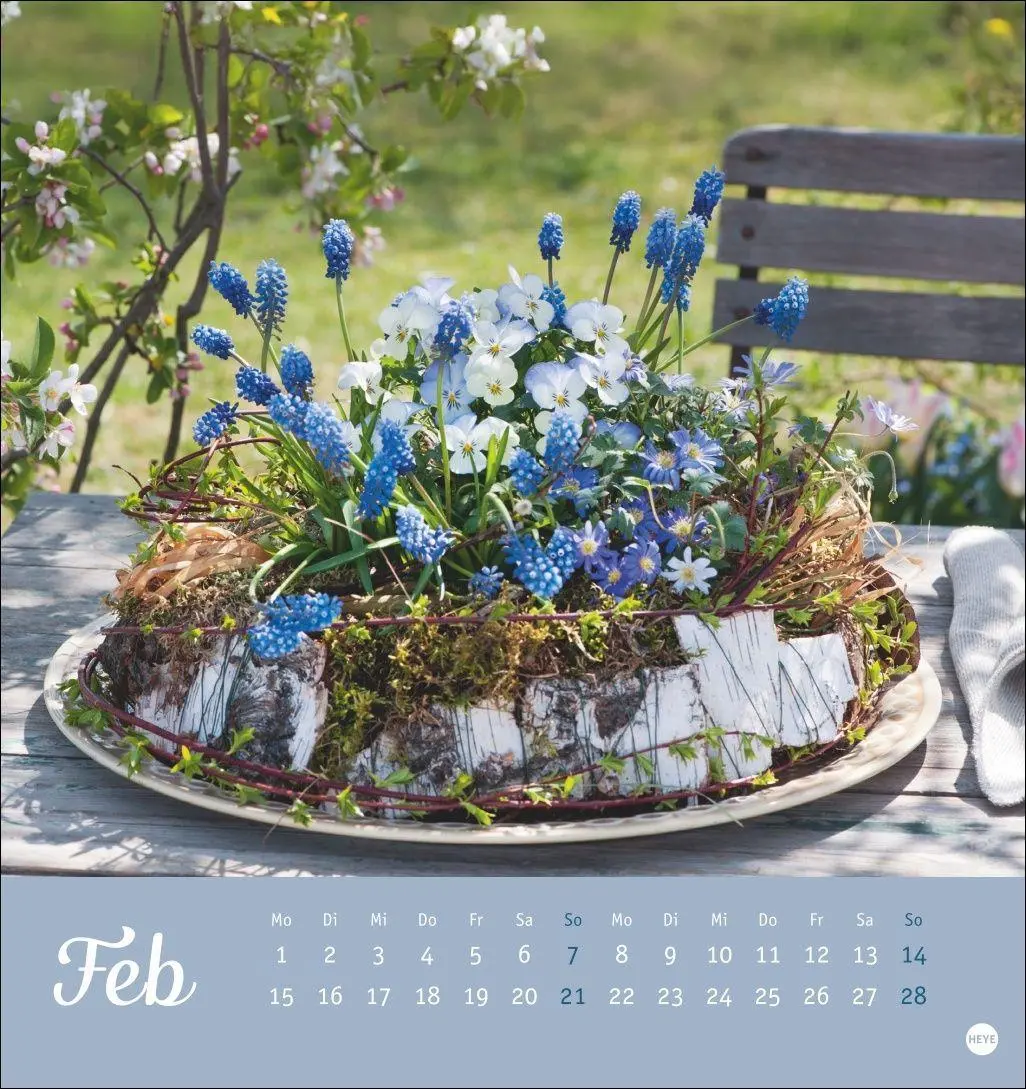 Bild: 9783756415458 | Herzliche Blumengrüße Postkartenkalender 2027 | Heye | Kalender | 2027
