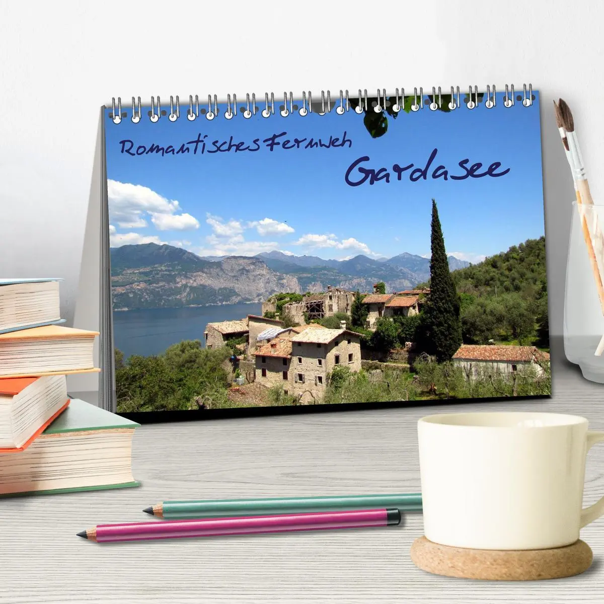 Bild: 9783516106558 | Romantisches Fernweh - Gardasee (Tischkalender 2026 DIN A5 quer),...