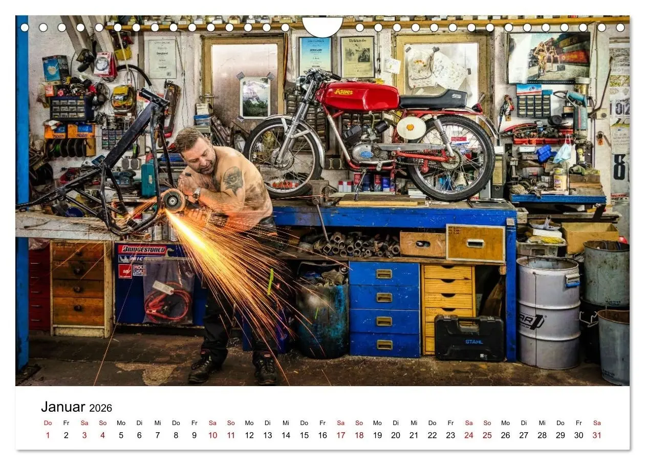 Bild: 9783516598858 | Echte Männer, coole Mopeds (Wandkalender 2026 DIN A4 quer),...