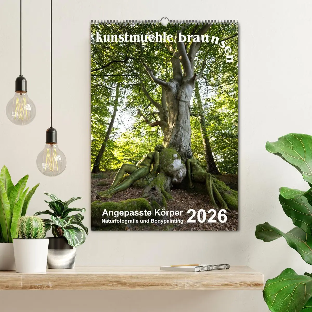 Bild: 9783516230659 | Angepasste Körper (Wandkalender 2026 DIN A2 hoch), CALVENDO...