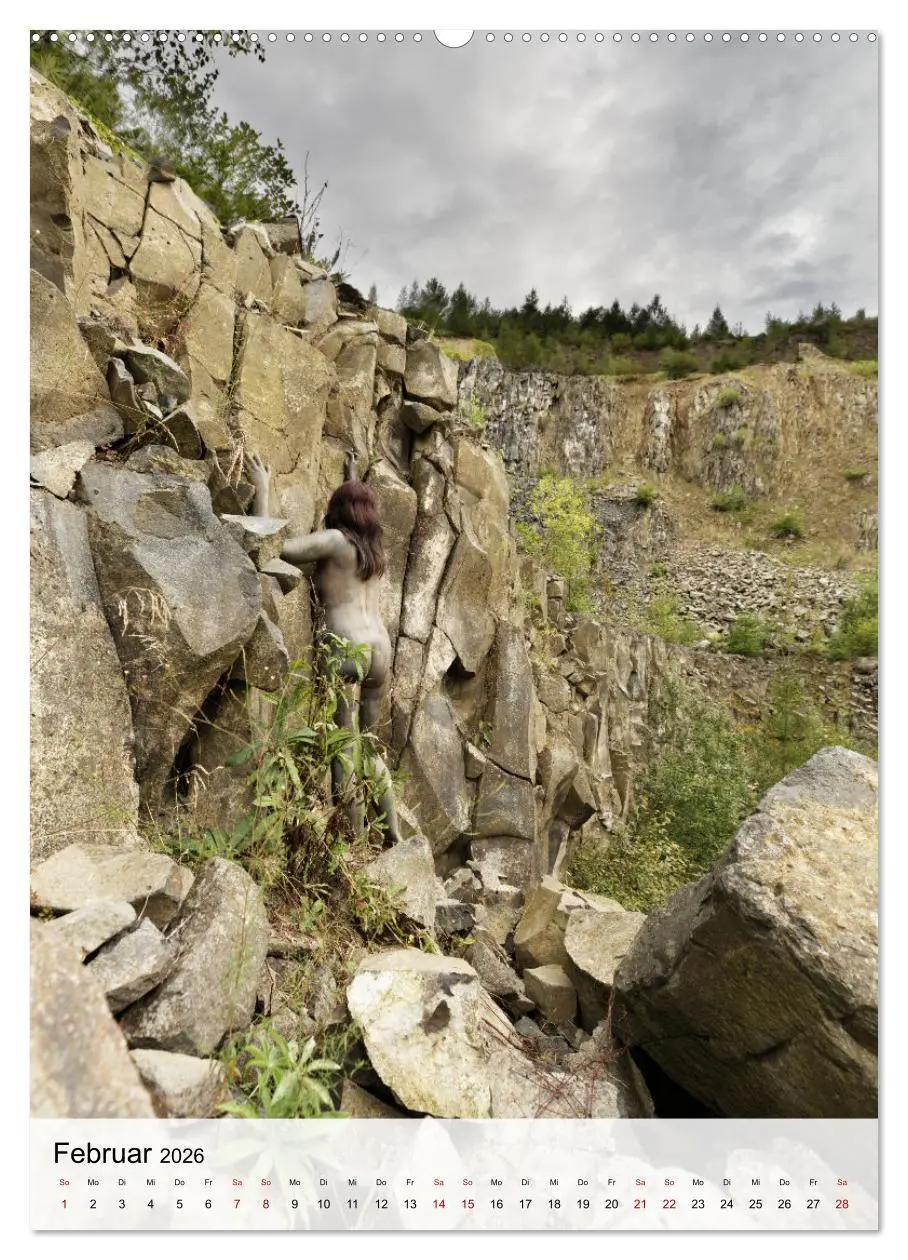 Bild: 9783516230659 | Angepasste Körper (Wandkalender 2026 DIN A2 hoch), CALVENDO...