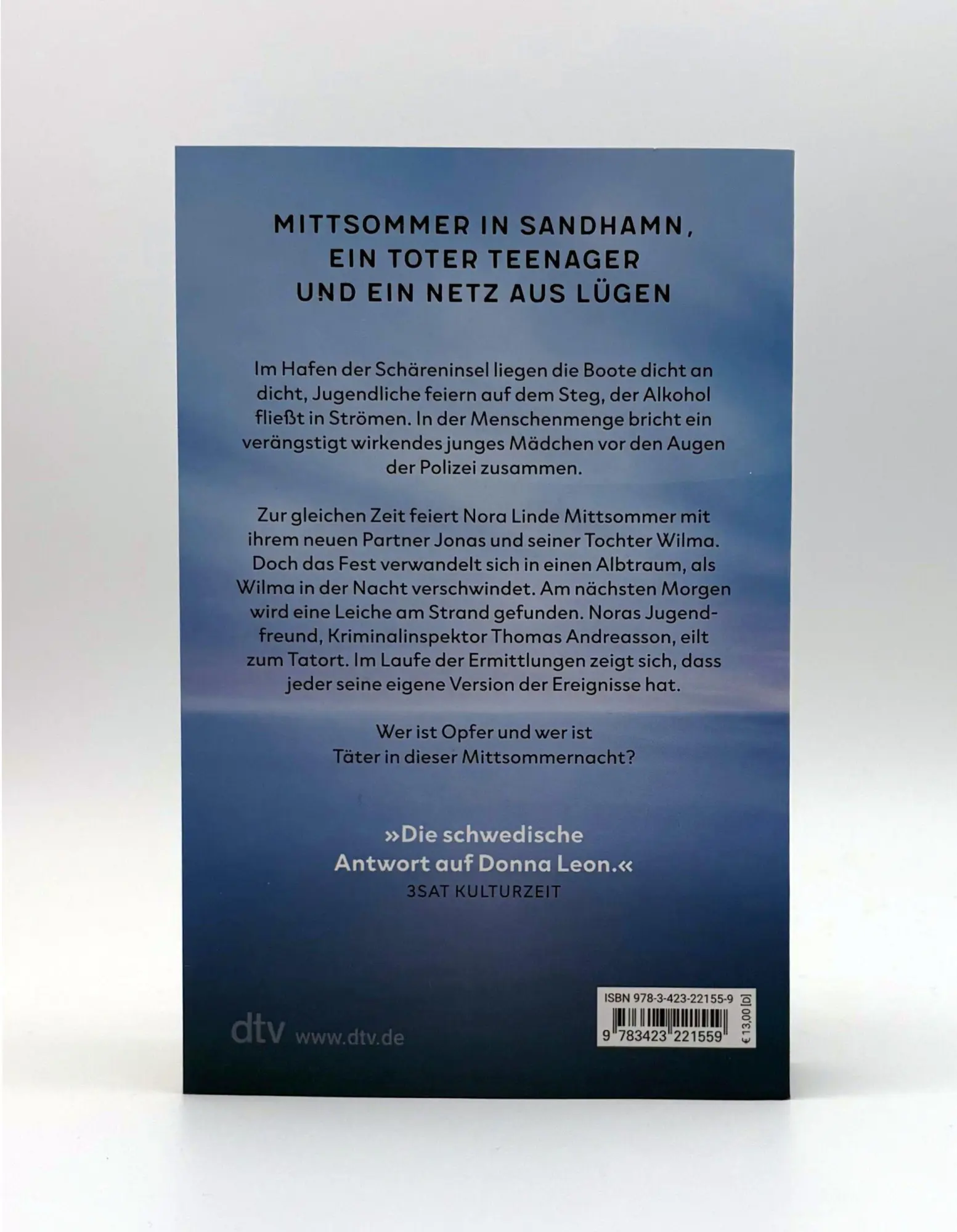 Bild: 9783423221559 | Beim ersten Schärenlicht | Viveca Sten | Taschenbuch | 416 S. | 2026