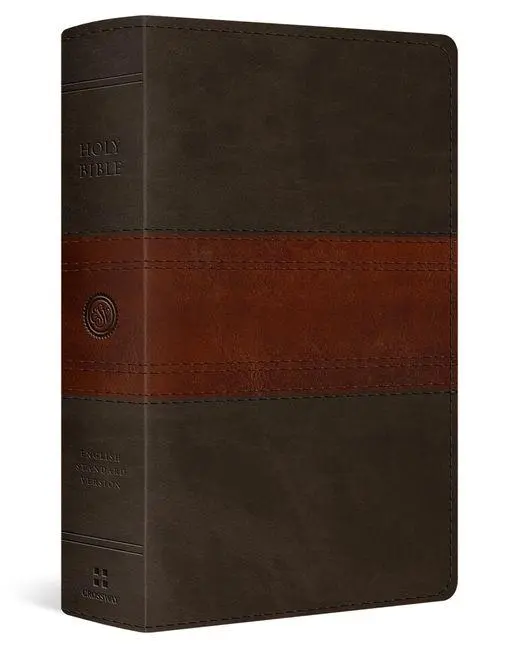 Cover: 9798874906559 | ESV Giant Print Personal Size Bible, Red Letter | Esv Bibles | Buch