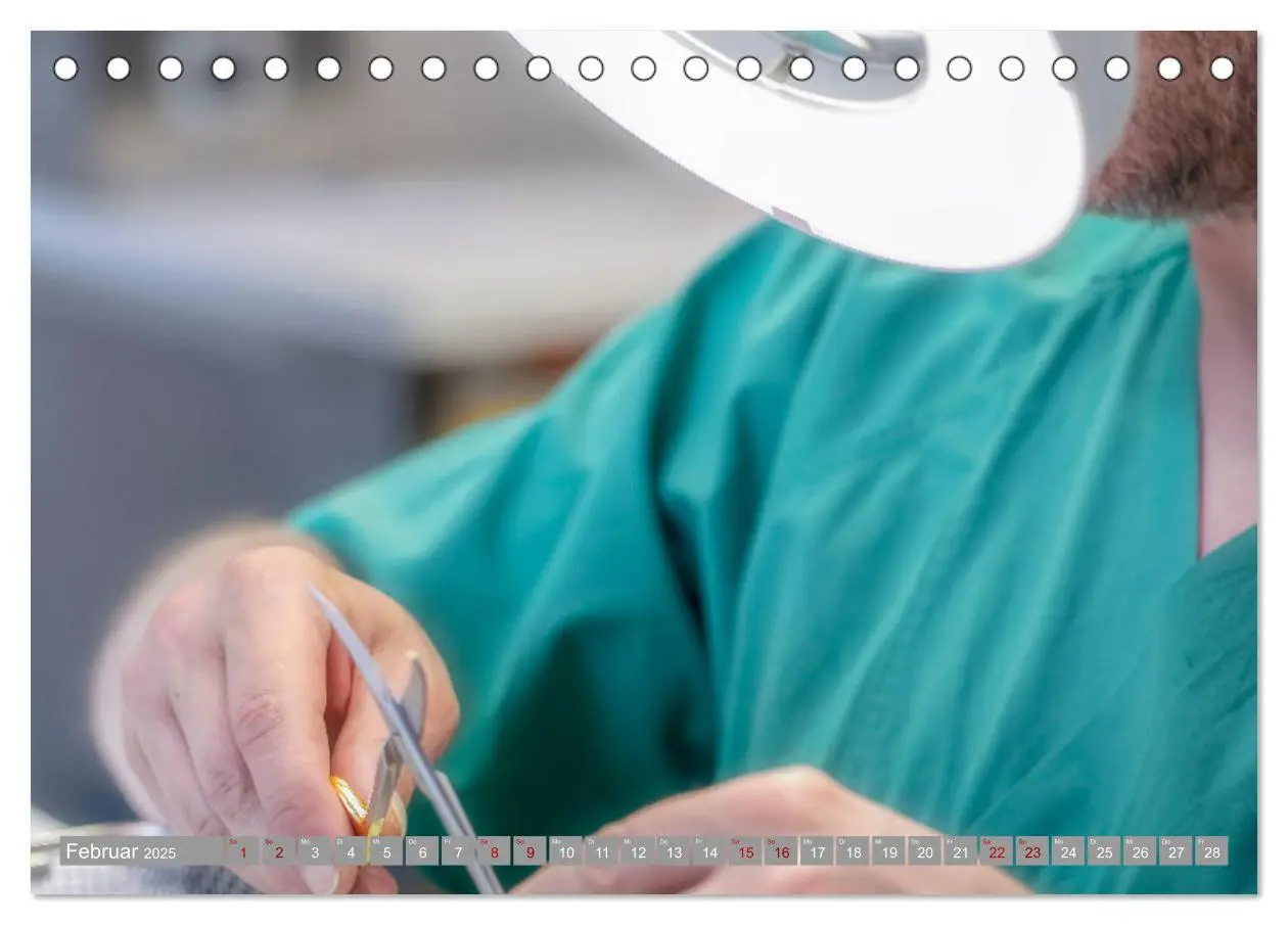 Bild: 9783383966859 | Hospital FotoArt (Tischkalender 2025 DIN A5 quer), CALVENDO...