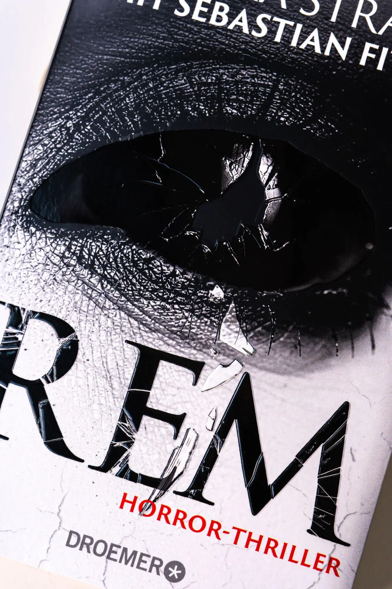 Bild: 9783426570760 | REM | Annika Strauss | Taschenbuch | 320 S. | Deutsch | 2026