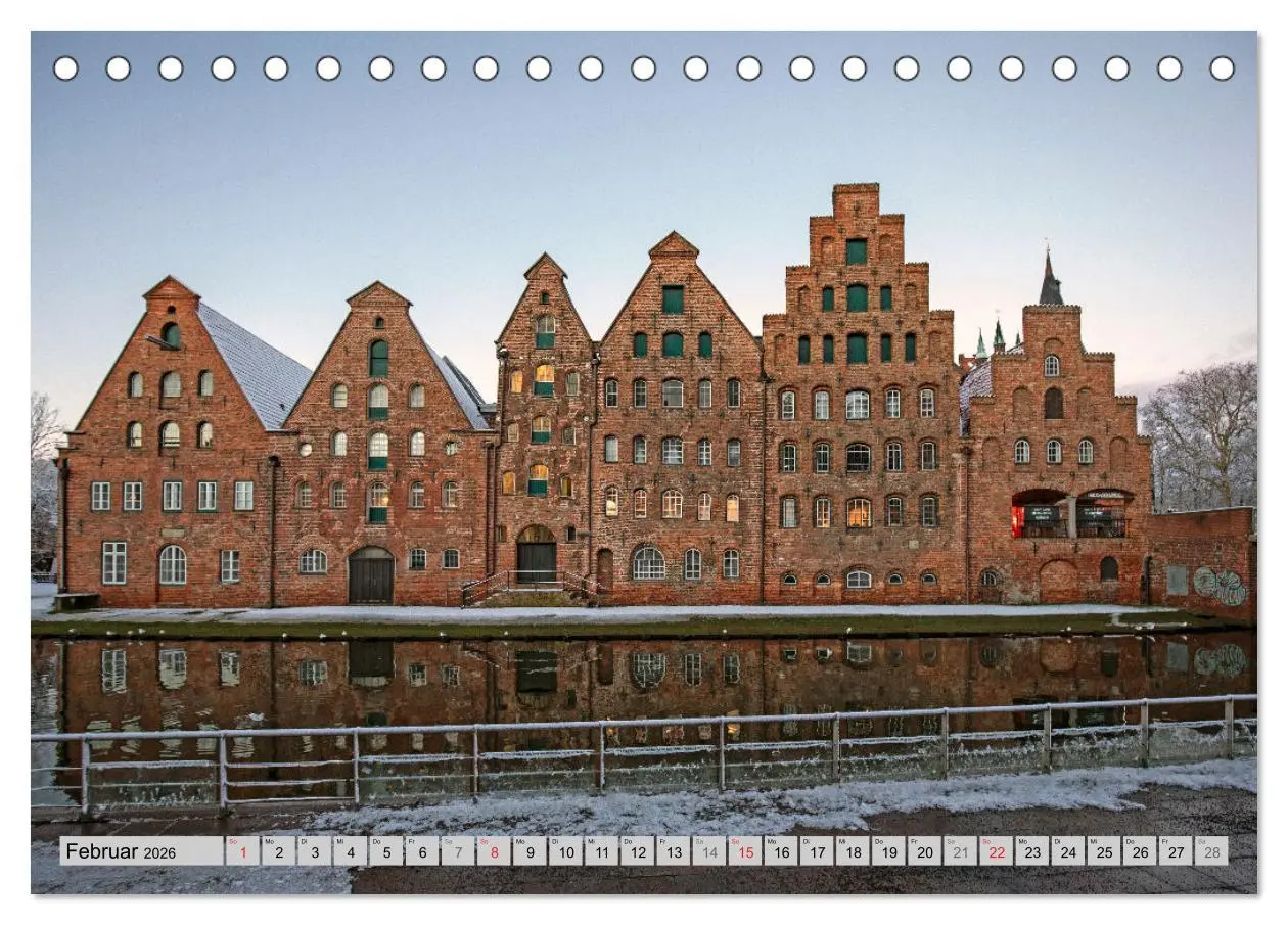 Bild: 9783457273760 | Hansestadt Lübeck (Tischkalender 2026 DIN A5 quer), CALVENDO...
