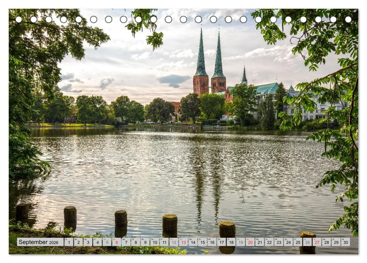 Bild: 9783457273760 | Hansestadt Lübeck (Tischkalender 2026 DIN A5 quer), CALVENDO...
