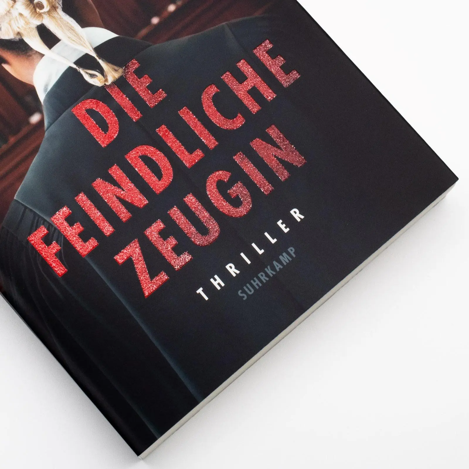 Bild: 9783518474860 | Die feindliche Zeugin | Alexandra Wilson | Taschenbuch | 367 S. | 2025