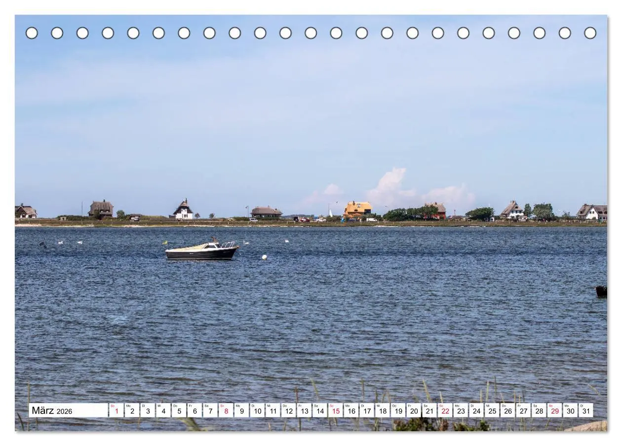 Bild: 9783457825860 | Küstenort Heiligenhafen (Tischkalender 2026 DIN A5 quer), CALVENDO...
