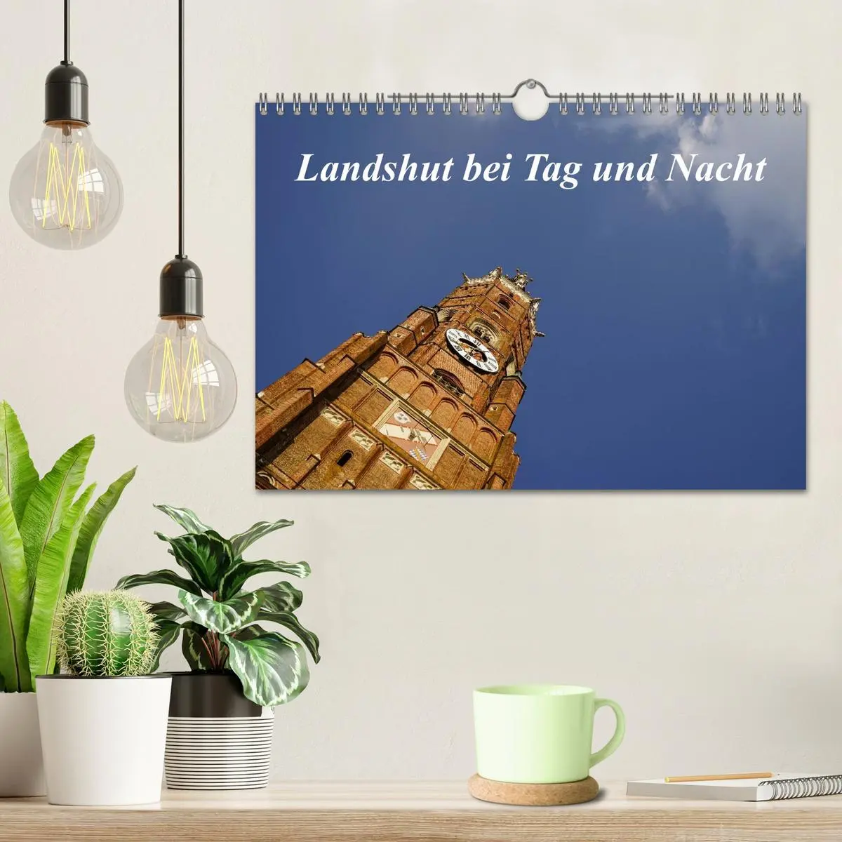 Bild: 9783516126860 | Landshut bei Tag und Nacht (Wandkalender 2026 DIN A4 quer),...