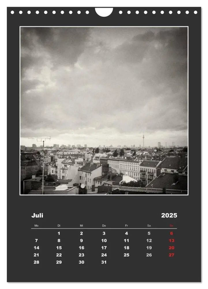 Bild: 9783457078860 | Berlin - Portrait einer Stadt (Wandkalender 2025 DIN A4 hoch),...
