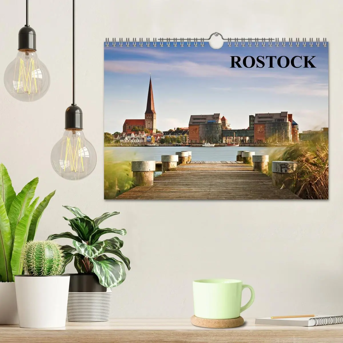 Bild: 9783516228960 | Rostock (Wandkalender 2026 DIN A4 quer), CALVENDO Monatskalender