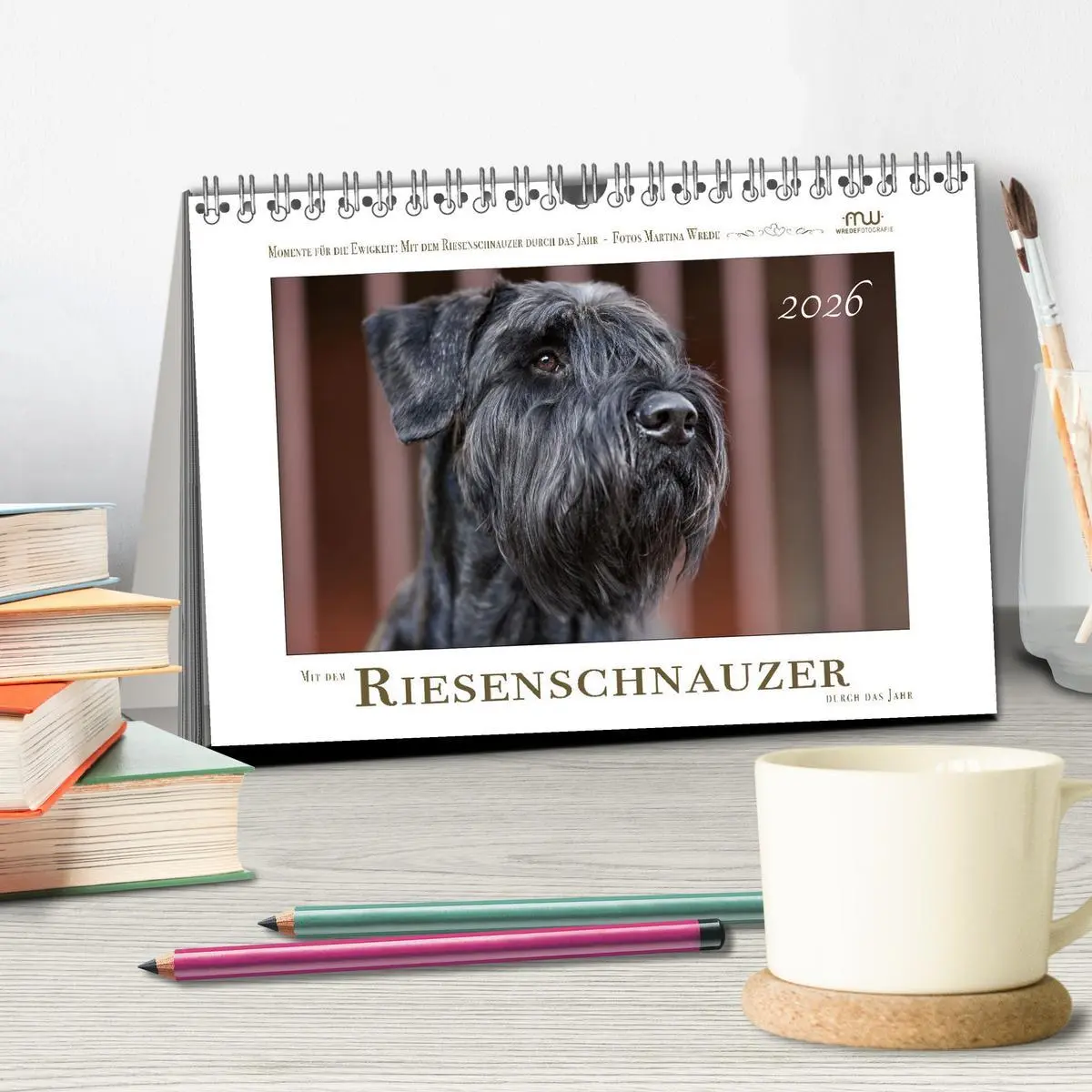 Bild: 9783457402061 | Mit dem Riesenschnauzer durch das Jahr (Tischkalender 2026 DIN A5...