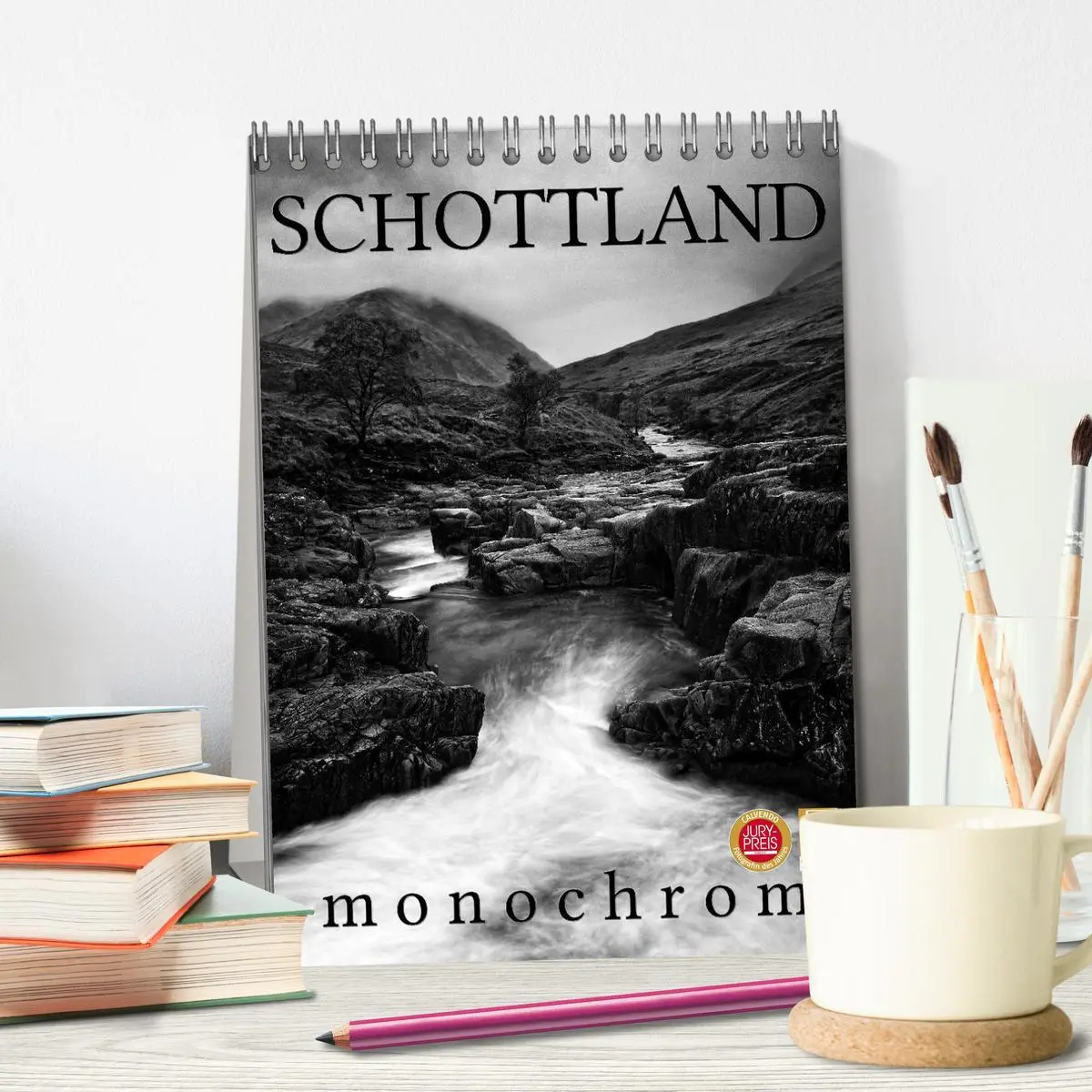 Bild: 9783516452761 | Schottland Monochrom (Tischkalender 2026 DIN A5 hoch), CALVENDO...