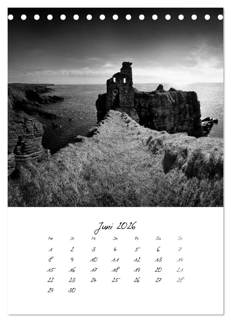 Bild: 9783516452761 | Schottland Monochrom (Tischkalender 2026 DIN A5 hoch), CALVENDO...
