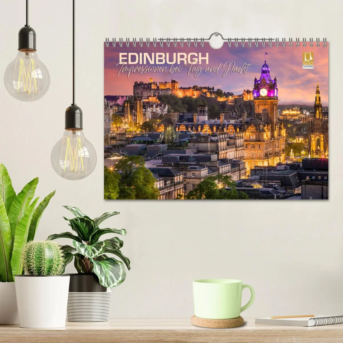 Bild: 9783457582961 | EDINBURGH Impressionen bei Tag und Nacht (Wandkalender 2026 DIN A4...