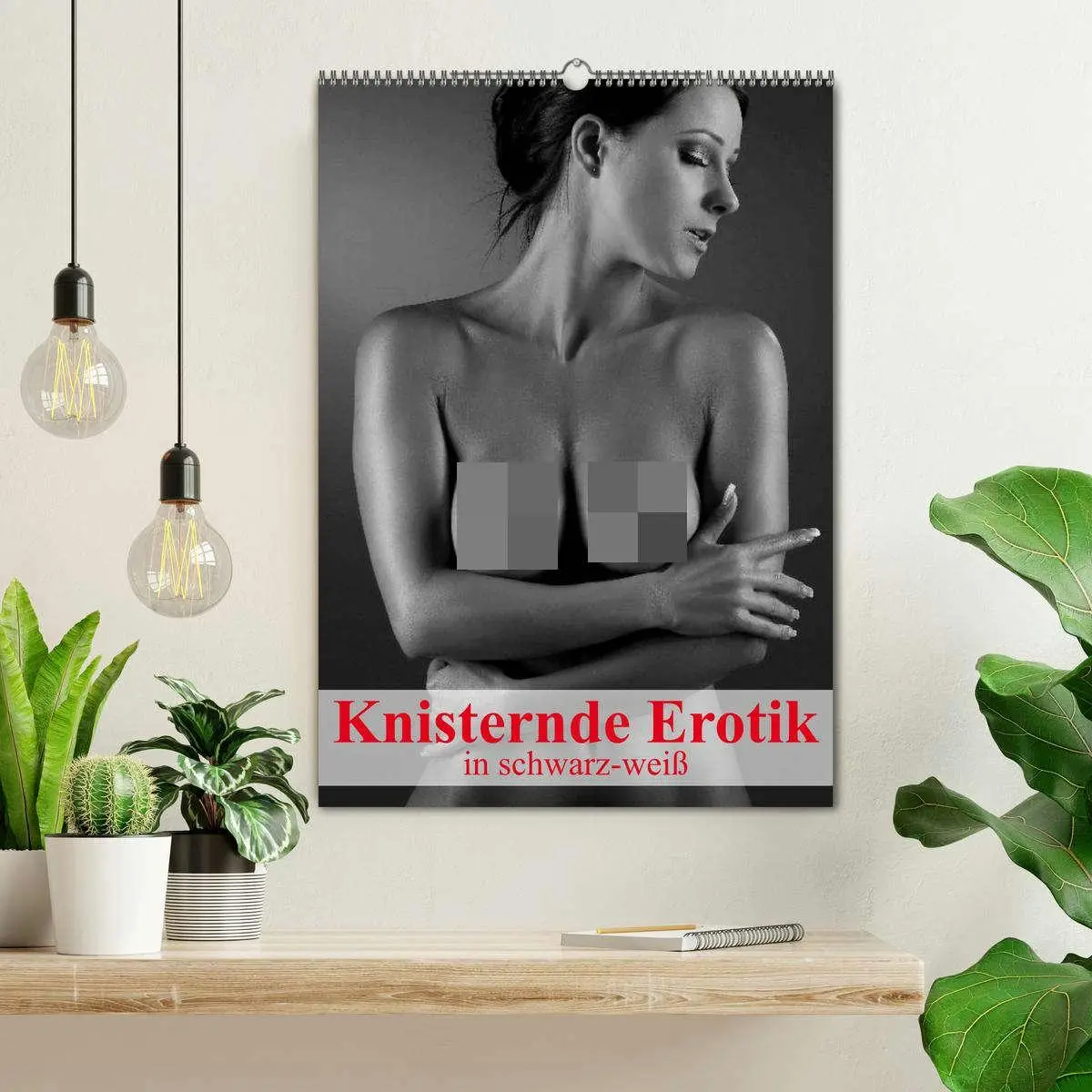 Bild: 9783516444261 | Knisternde Erotik in schwarz-weiß (Wandkalender 2026 DIN A2 hoch),...